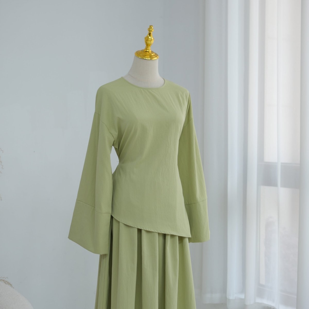 Bell Sleeve Back-Tie Top & A-Line Maxi Skirt Set(MS469)