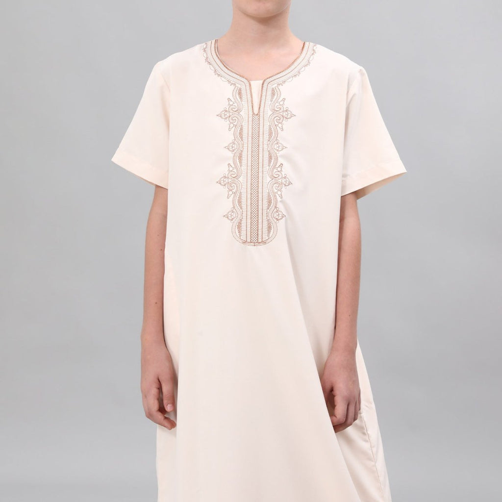 Boys' Embroidered Thobe with Side Pockets(MKB035)