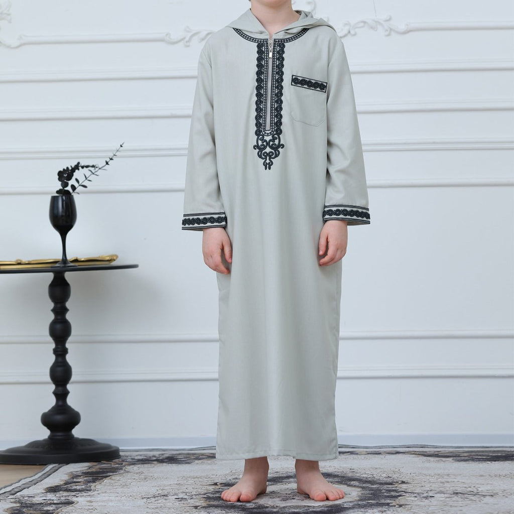 Boys' Hooded Embroidered Thobe with Pockets(MKB030)