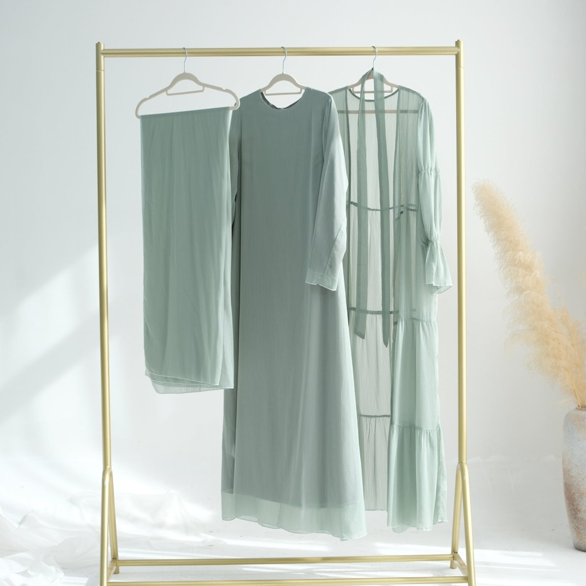 Elegant Chiffon Wrinkle Abaya | Three-Piece Set Modest Muslim Chiffon Abaya (MOA155)