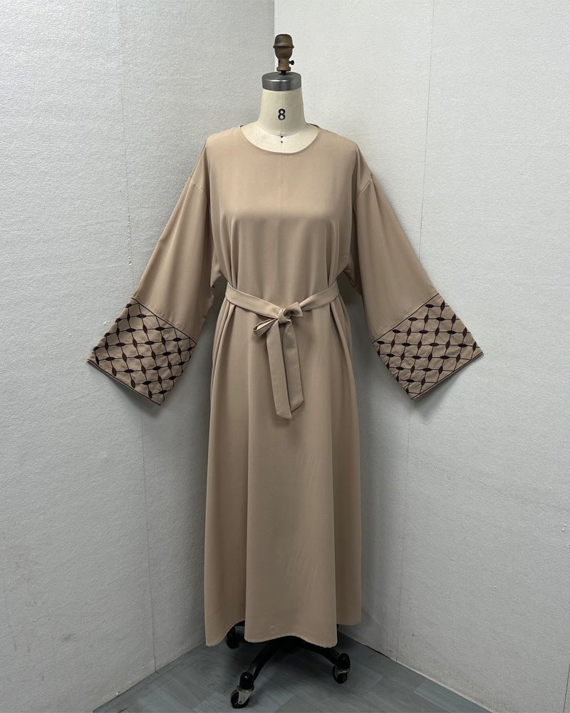 Embroidered Pattern Abaya Robe Dress - Modest Muslim Long Sleeve Maxi with Detachable Belt(MA272)