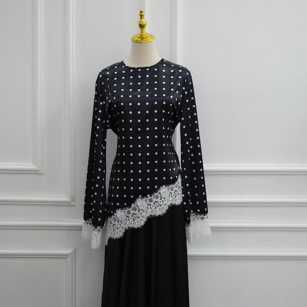 Lace Trim Contrast Panel Satin Top(MS407)