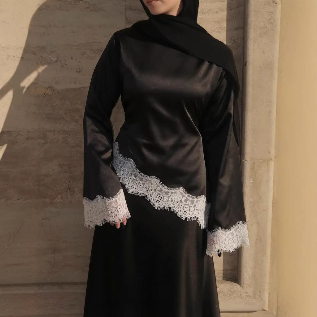 Lace Trim Contrast Panel Satin Top(MS407)