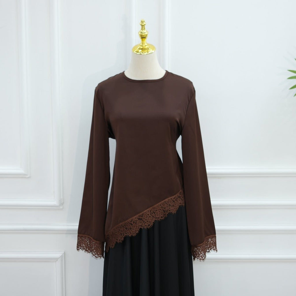 Lace Trim Contrast Panel Satin Top(MS407)
