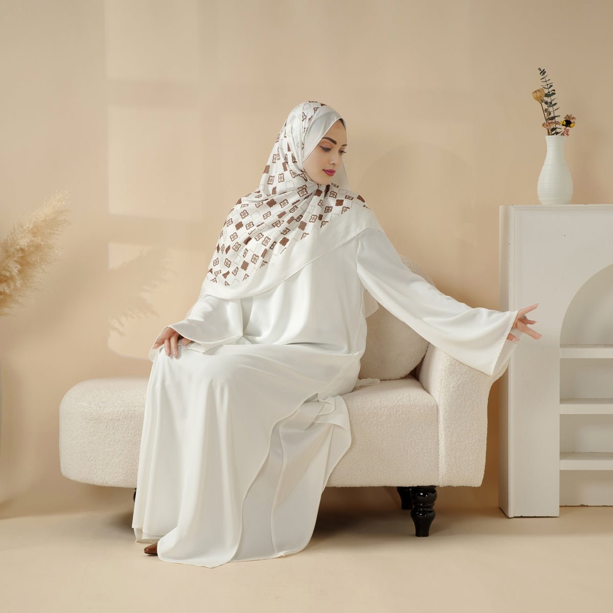 Casual Fashion Slit Abaya (MA063)