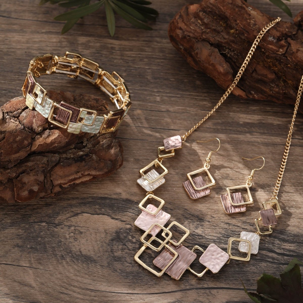 Modernist Geometric Square Earrings Bracelet Necklace Set (MAC318)