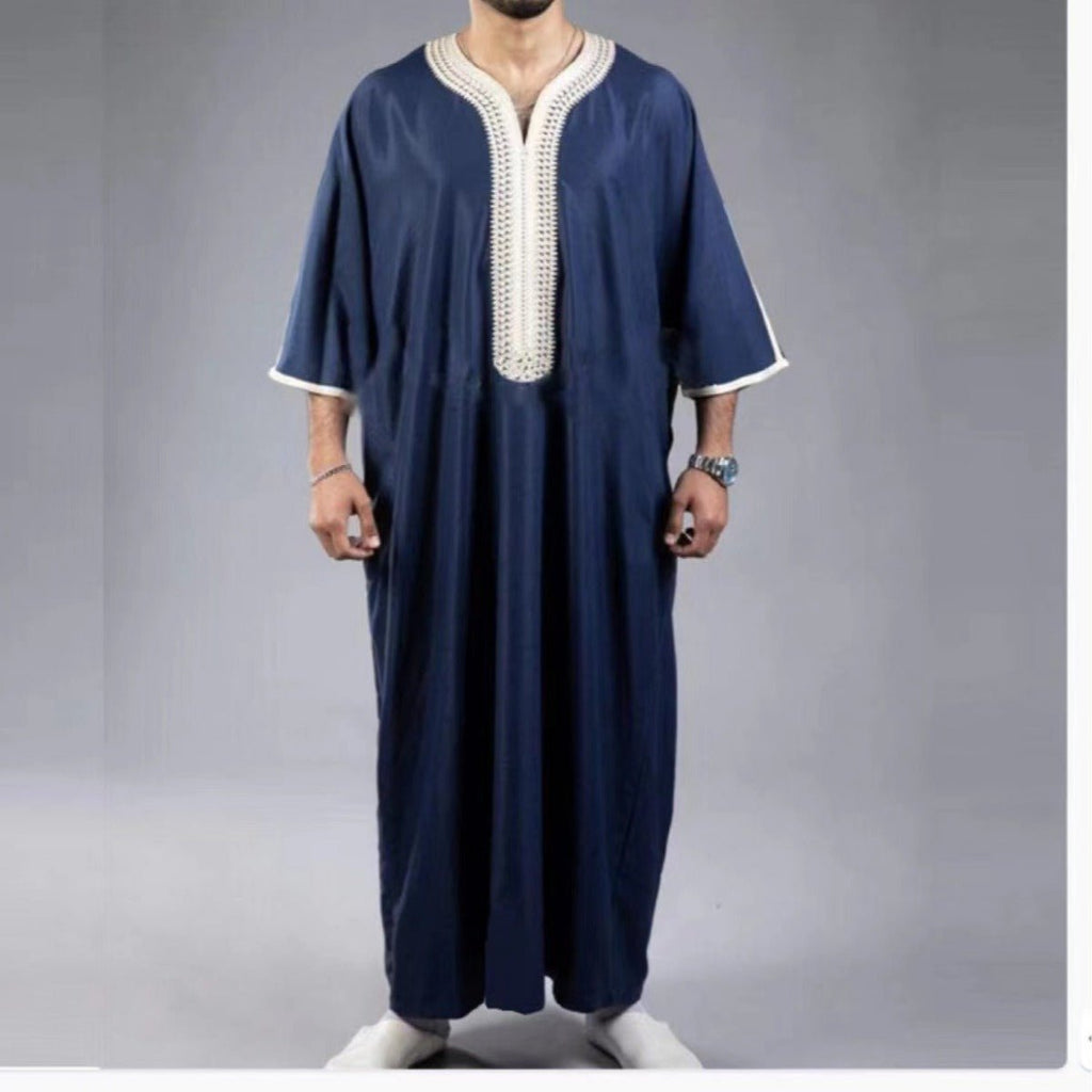 V-Neck Geometric Stitching Embroidered Medium Short Sleeve Muslim Robe Thobe (MT030)